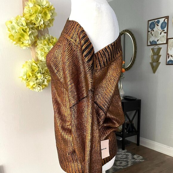 NWT Superdown Bronze Metallic Off Shoulder Sweater - Picture 7 of 13